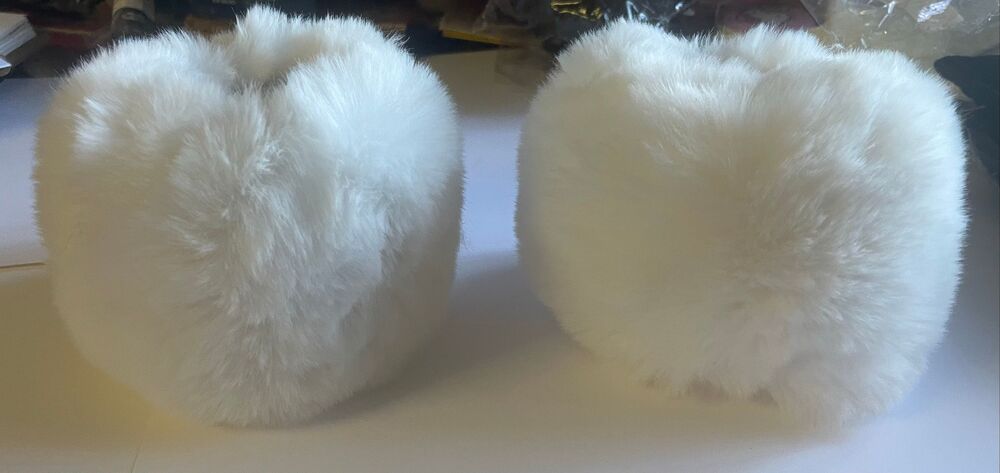 White Elegant Faux Fur Cuffed Sleeve Arm Warmers-One Size - Picture 4 of 6